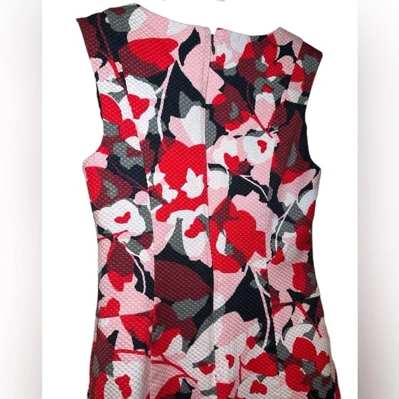 The Limited Floral Dress - Picture 5 of 10